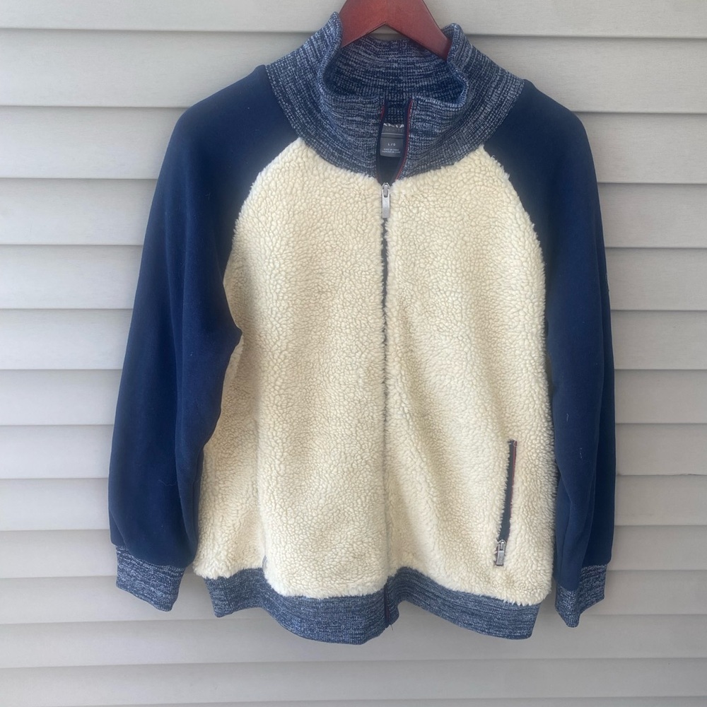 🌈 Ariat Navy and Cream Sherpa Knit Bomber Jacket